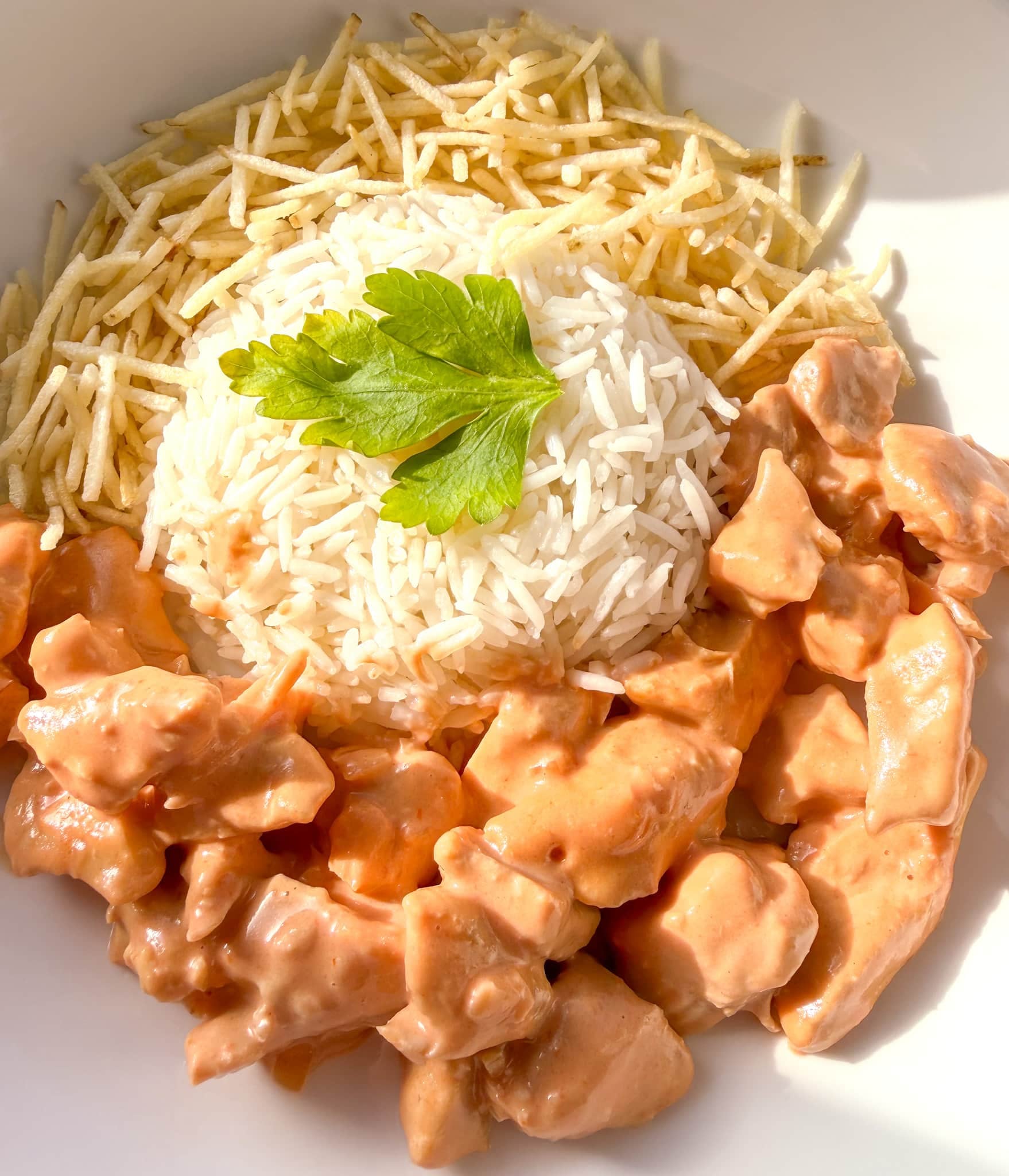 Brazilian Chicken Stroganoff (Estrogonofe de Frango) - Tasty Recollections