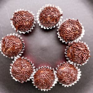 chocolate brigadeiros in a circle