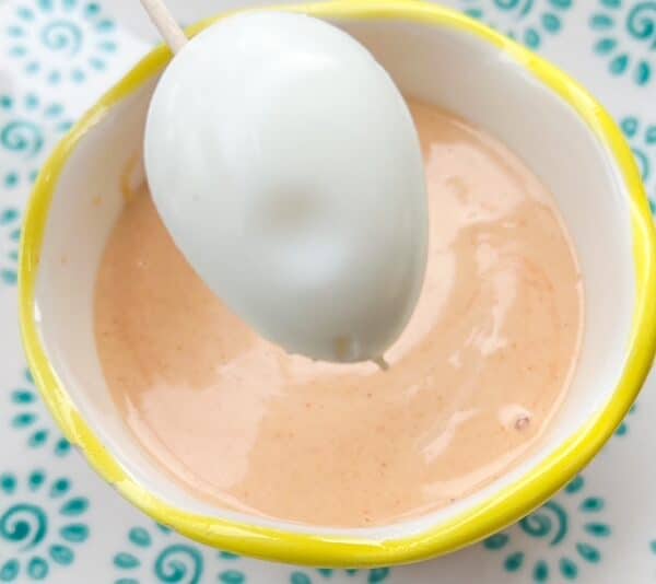 How to Make Quail Eggs with Pink Sauce