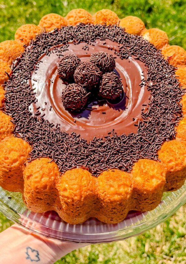 Carrot Cake with Brigadeiro Frosting