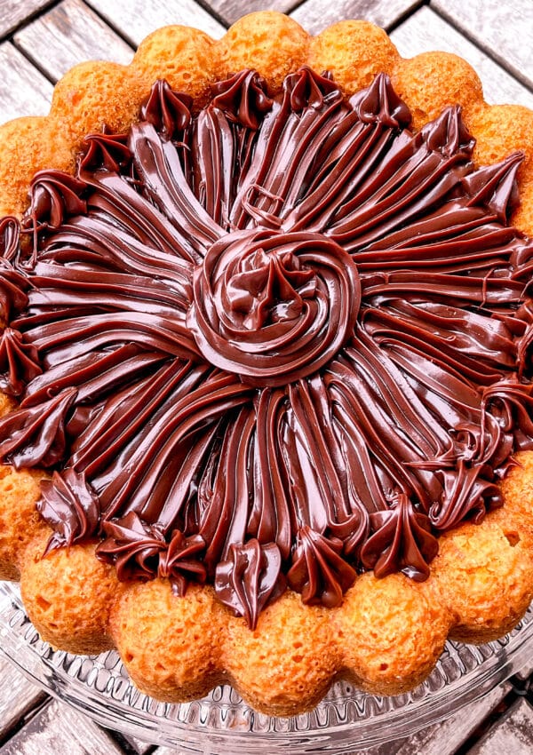 Carrot Cake with Brigadeiro Frosting