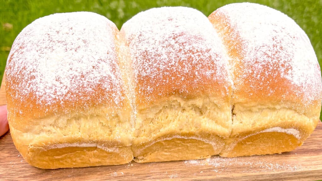 corn bread loaf pao de milho