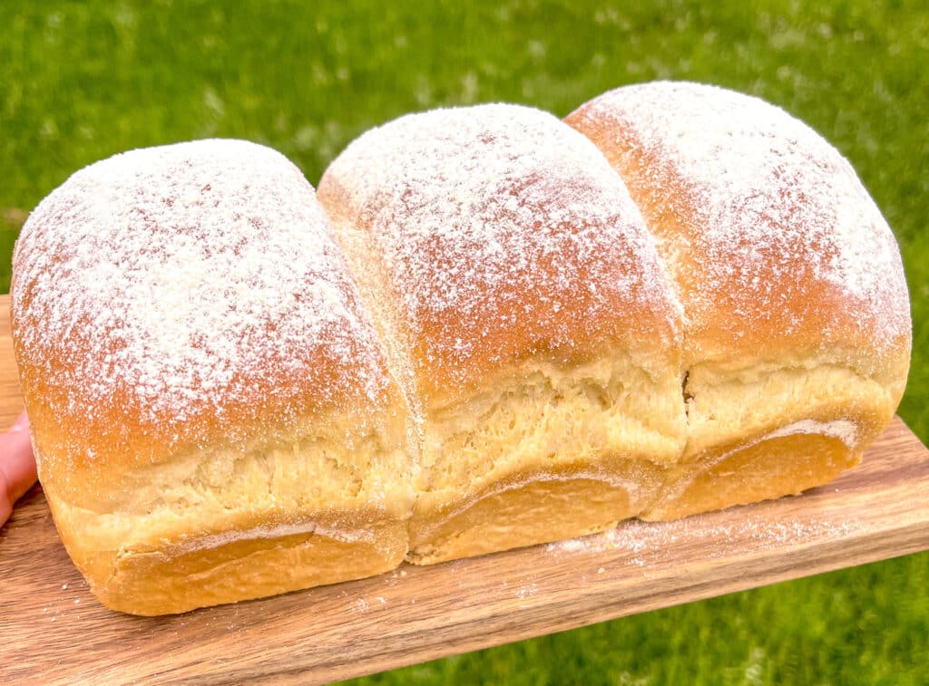 corn bread loaf pao de milho