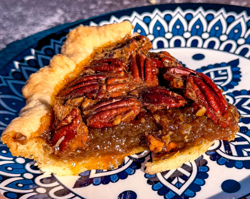 best pecan pie slice